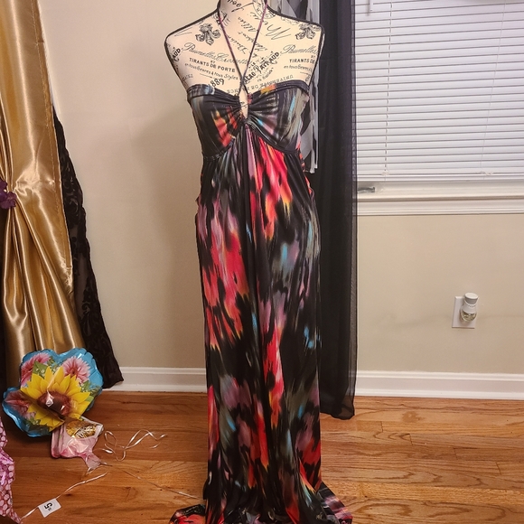 Dereon Dress - Picture 1 of 8
